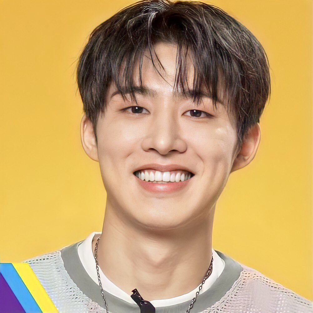 Hanbin_Social50's tweet photo. "First, enjoy it. Second, endure it. Third, if you stand still till the end, you will win whatever it is".
— Kim Hanbin 

Happy 6th Anniversary Our Artist B.I
#BI #비아이 #HANBIN @shxx131bi131 https://t.co/f3EqdS4o5F
