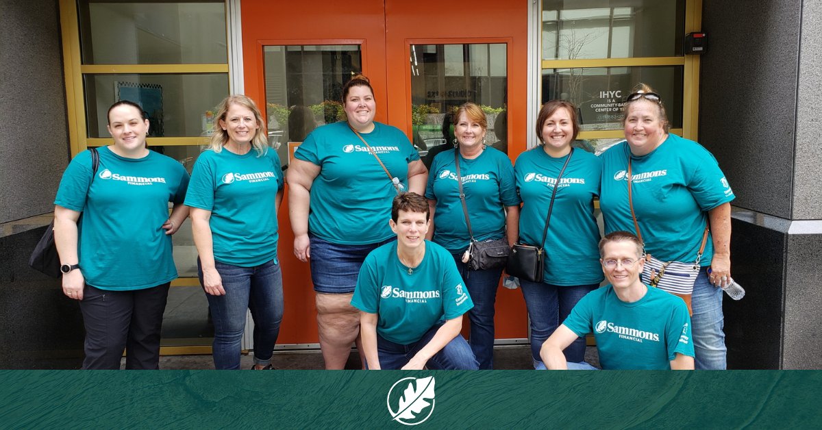 sfg_companies's tweet photo. Sammons Financial Group employees in Des Moines spent much of yesterday volunteering for @UnitedWayCI's Day of Action. We are proud to be able to do our part and support local nonprofits! #DSMStrong https://t.co/o3mMdRqfmo