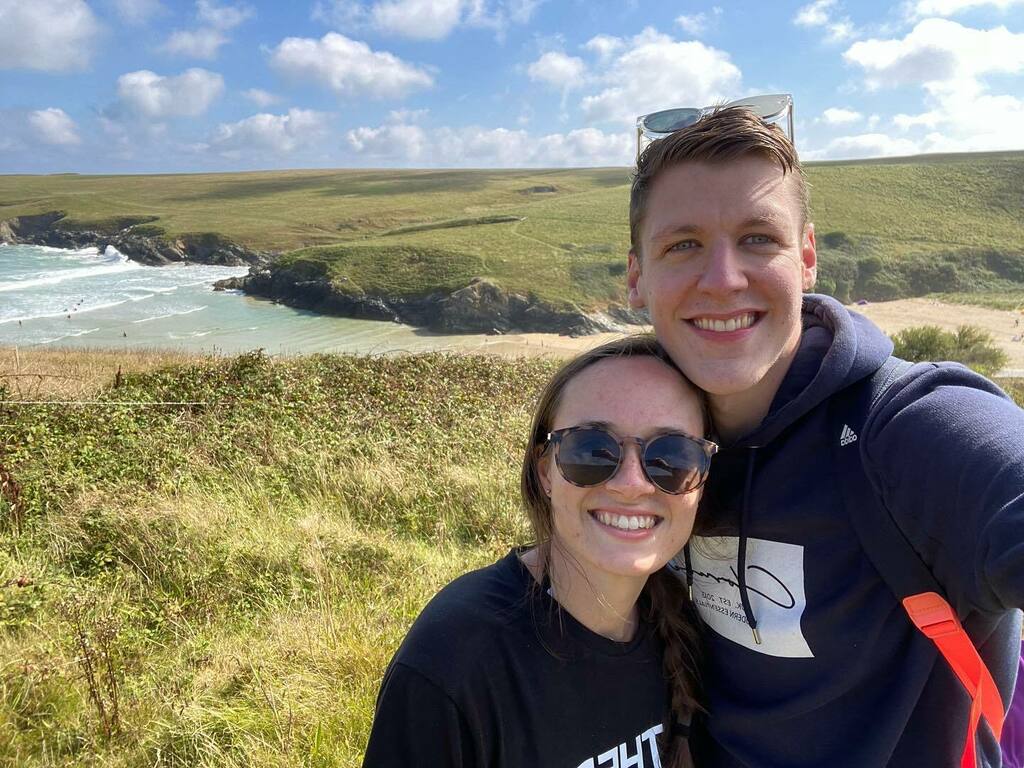 Leo_HKing's tweet photo. Happy Anniversary to this crazy girl who for some reason has put up with me for 2 whole years! That being said, they’ve been the best years of my life, all thanks to @emmaparry24, and I can’t wait to share many many more years together battling for the b… https://t.co/hlZiBBdd6m https://t.co/anRWKsh5ig