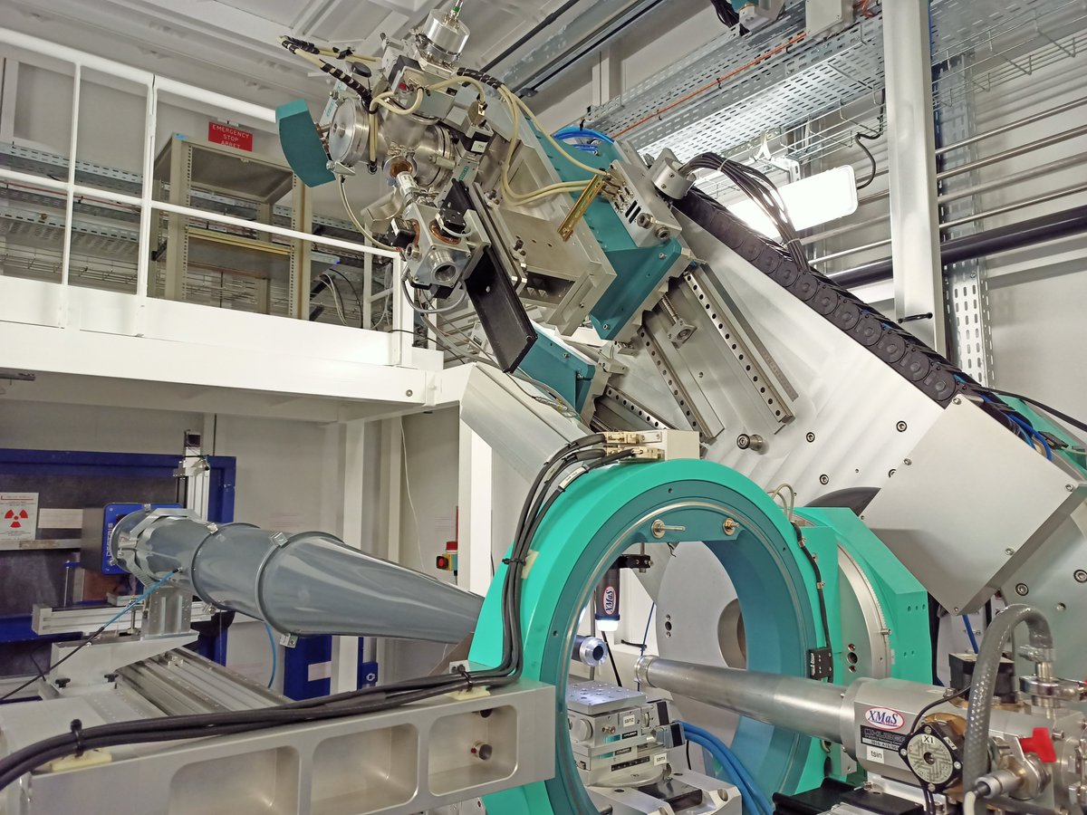 You have experience in energy materials or soft condensed matter and are looking for a Postdoc? 
BM28/XMaS <a href="/esrfsynchrotron/">European Synchrotron</a> is hiring! 🔬
Application before 03/10/21 on xmas.ac.uk/vacancies/.

#Science #Opportunities #jobvacancies
<a href="/WarwickPhysics/">Warwick Physics</a> 🇬🇧
<a href="/EPSRC/">Engineering and Physical Sciences Research Council</a>
<a href="/lightsources/">lightsources.org</a>