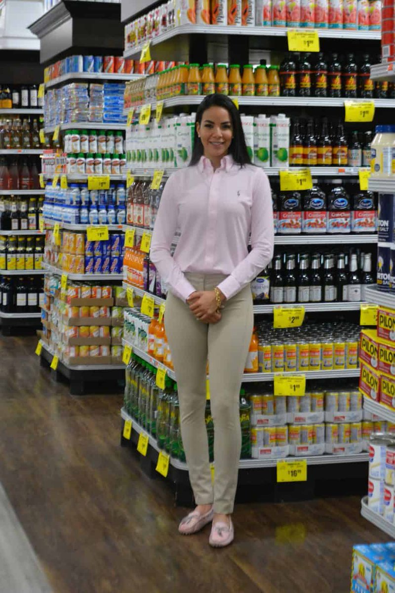 For #HispanicHeritageMonth we’re highlighting Hispanic Bravo store owners celebrating their successes! Meet Relinda Vasquez, a woman in a typically-male dominated industry, who is changing the grocery game. #MesDeLaHerenciaHispana #LatinosInBusiness