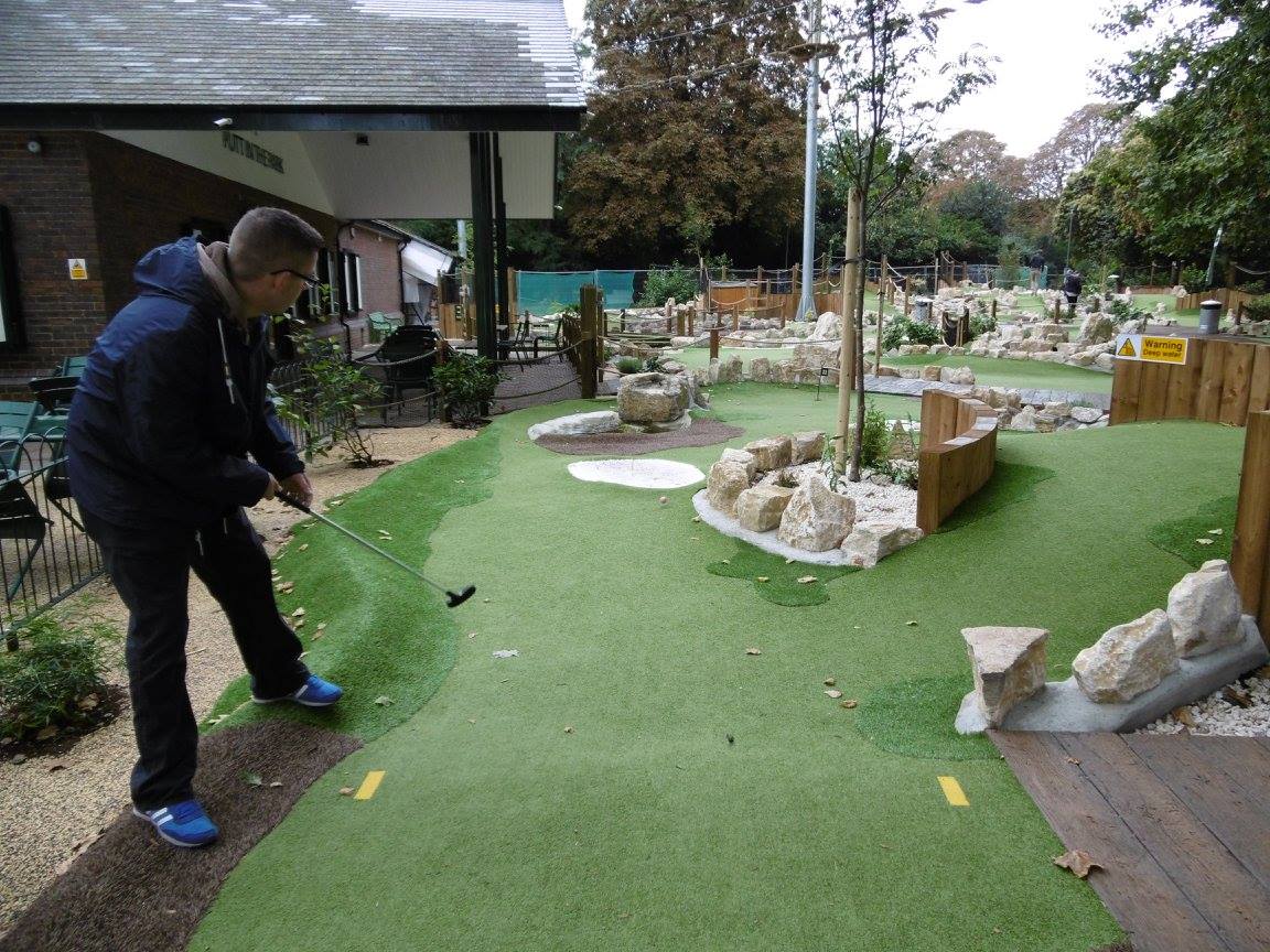 marketing_gott's tweet photo. There are two 'minigolf days' each year - the second of which is coming up soon https://t.co/oZhFtmUs9l #miniaturegolfday #miniaturegolf #minigolf #minigolfmarketing #crazygolf #adventuregolf https://t.co/Rj4UGbjJzG