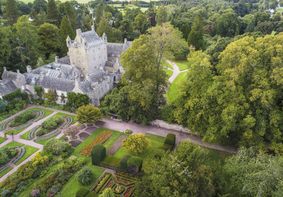 We'll be closing our doors for the season on the 3rd October, so book now to avoid missing out until next year. We look forward to welcoming you!

cawdorcastle.digitickets.co.uk/tickets?branch…

#castle #travel #scotland #uk #unitedkingdom #photography #history #travelphotography #nature #summer