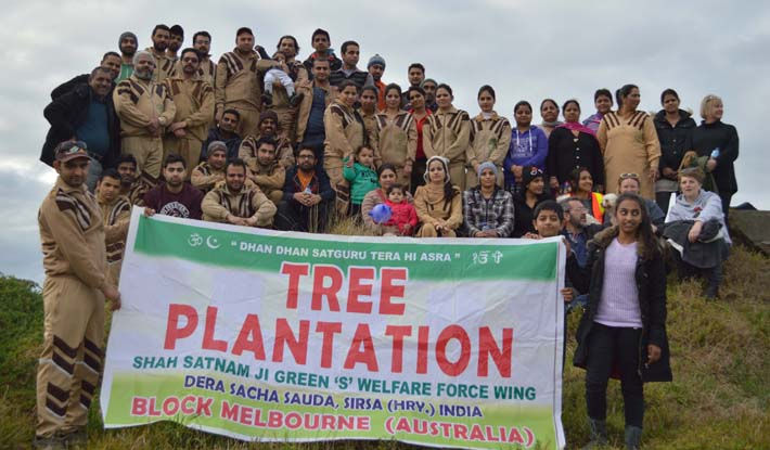 Saiyaminsa77's tweet photo. #ReliefProgramsByDSS
Not even during the manmade & natural disasters #DeraSachaSauda volunteers also contribute the society in the restoration of mentally disturbed peoples, saving lives from road accidents, motivate people to quit the drugs etc, under the guidance of #SaintDrMSG https://t.co/qtphVXcfFX