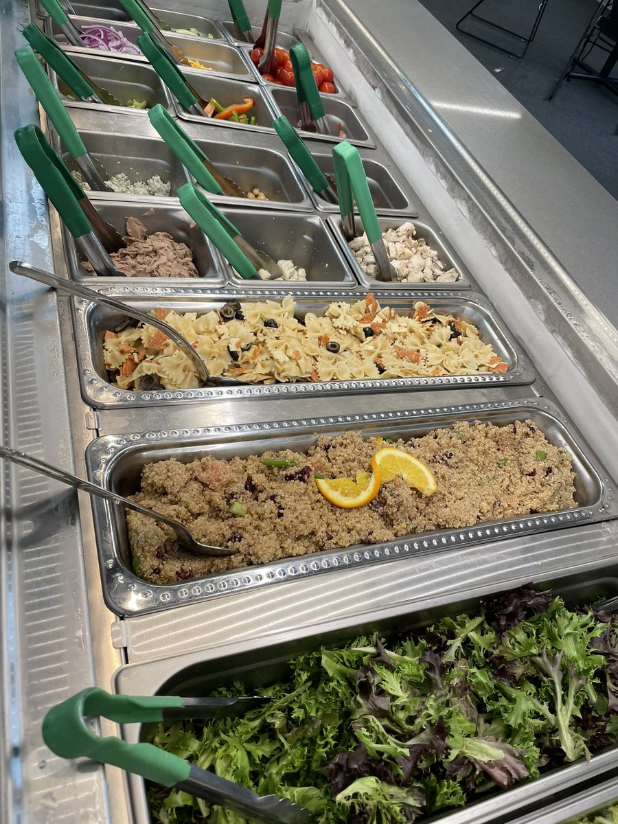 NicholsDining's tweet photo. Lunch! Swing by for Cajun chicken pasta and veggies, steak bomb pizza, burger of the day, pudding bar, salad bar, deli and more!! @NicholsSGA @NC_ResLife @Nichols_College @PJBoggio https://t.co/08ytNNOTDy