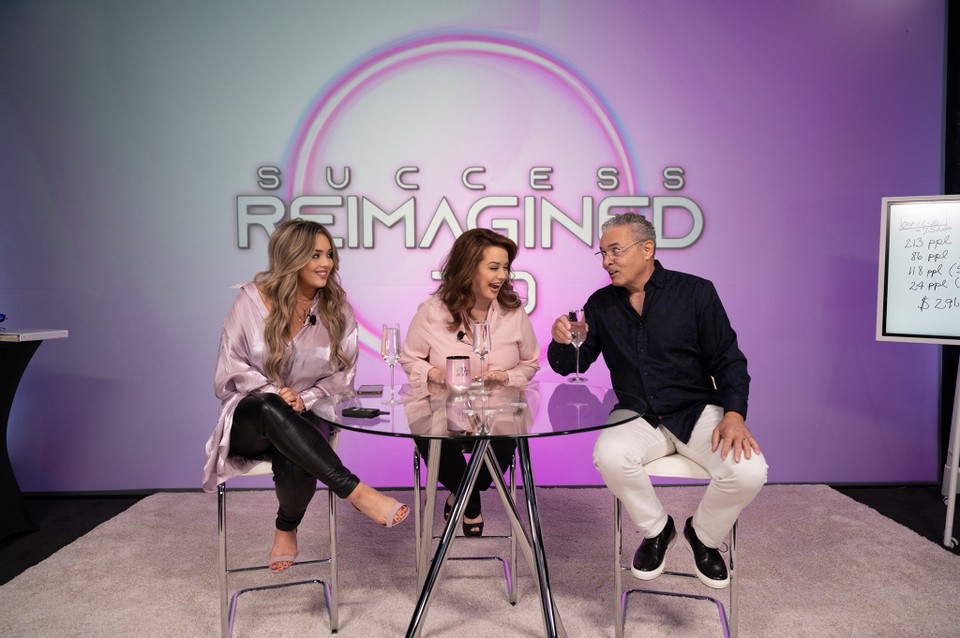 eWomenNetwork tweet media