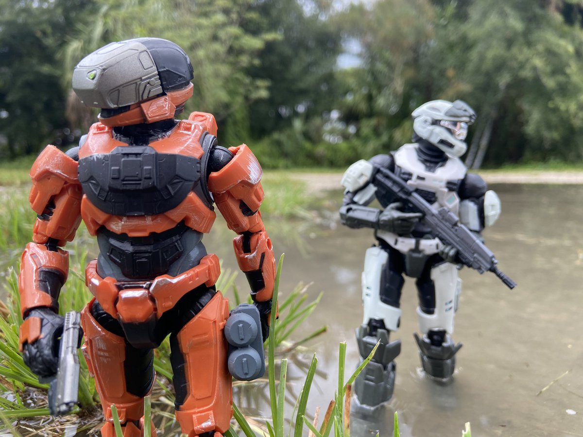 marcuskruspe117's tweet photo. Got a bunch incoming 
#Halo #HaloInfinite #HaloReach #Spartans #SpartanArmor #GUNGNIR #MarkVB #TheSpartanCollection #TheSpartanCollectionSeries1 #TheSpartanCollectionSeries2 #ToyPhotography #Photography #HaloToyPhotography https://t.co/VrWLVGoueJ