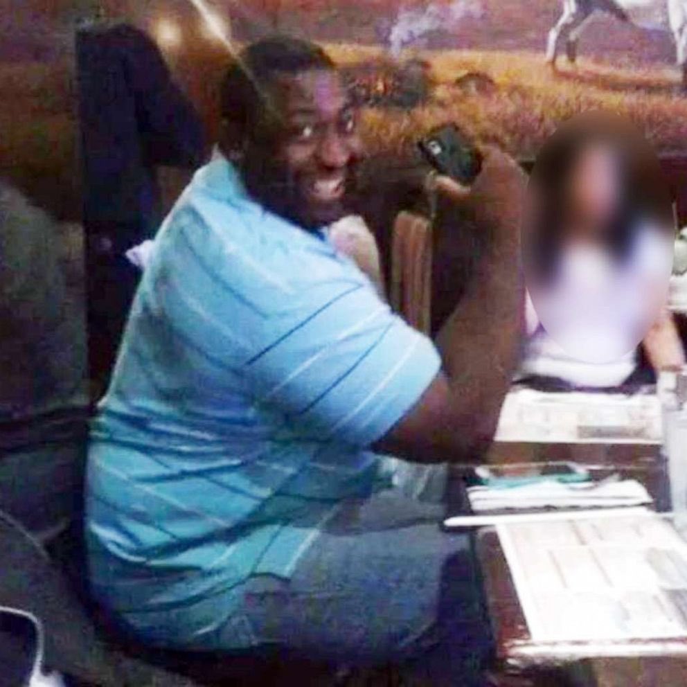 #EricGarner would have turned 51 today— if NYPD Officer David Pantaleo hadn’t put him in a chokehold while arresting him for allegedly selling loose cigarettes. 

Eric’s last words: 
“I can’t breathe.”