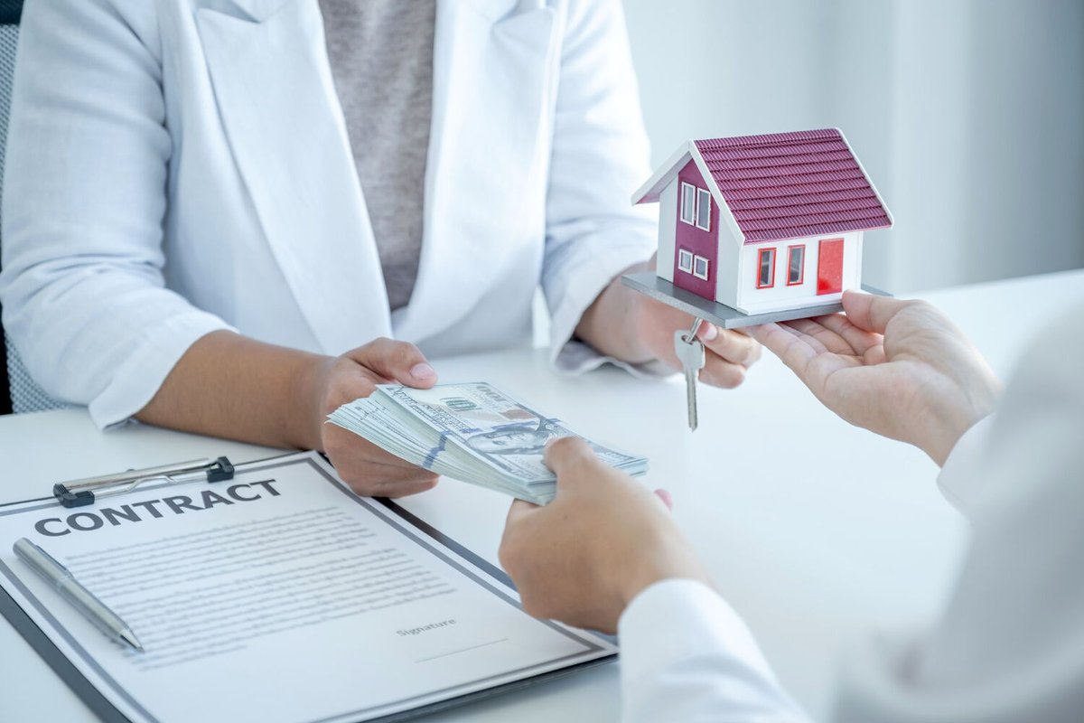 MeganAlfaAgent's tweet photo. Taking the plunge and buying your first home is incredibly exciting. It’s also an important decision to get right, with many considerations to take into account. In not taking the time to find a realtor you can trust, you could be making a costly mistake. It’s critical that you https://t.co/dH3hqsFbZ4