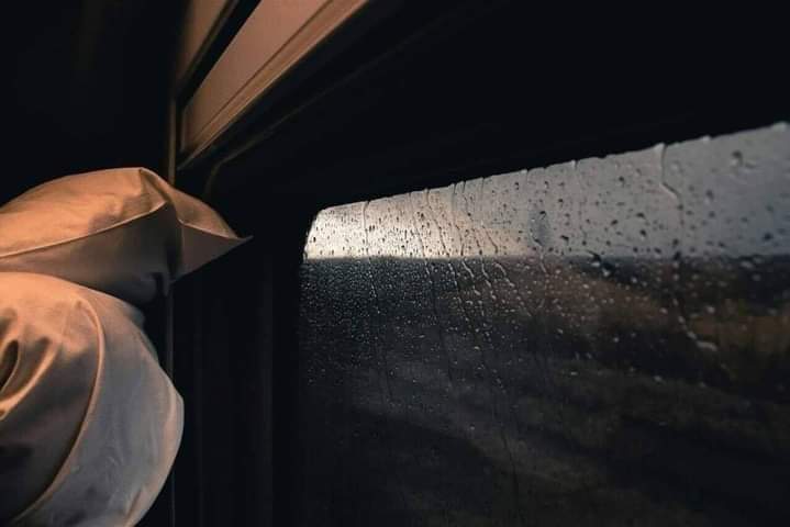 ربّ لا ترجعني إلى ضيقٍ أخرجتني يومًا منه.