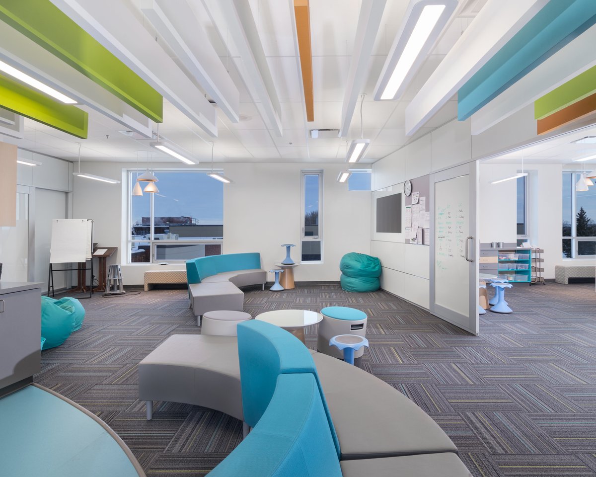 ChandosLTD's tweet photo. Learn how our team and @group2arch tackled a 50,000 sq. ft. expansion and renovation of @STSConnections...while it was fully operational!
https://t.co/FpqEia5taS
#WebuildBetterTogether #collaborativeconstruction #yycbuilder #yyclocal #backtoschool #calgaryconstruction https://t.co/sc8FVGnsQx
