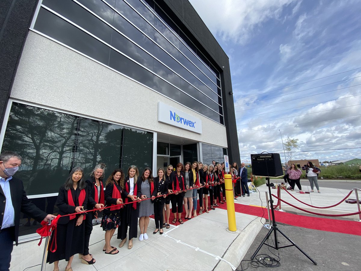 Caledon_Allan's tweet photo. Congratulations to @norwex on the grand opening of your distribution centre in Bolton. @yourcaledon and Town Council welcome you to the #Caledon business community! https://t.co/BXXiFBOW10
