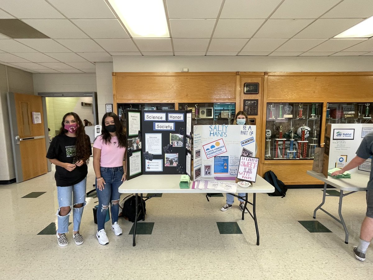 bhs_nosullivan's tweet photo. Just some of the students representing their clubs at the BHS Club Fair today! @BCSD_BHSPrin https://t.co/mvFErm7dIS