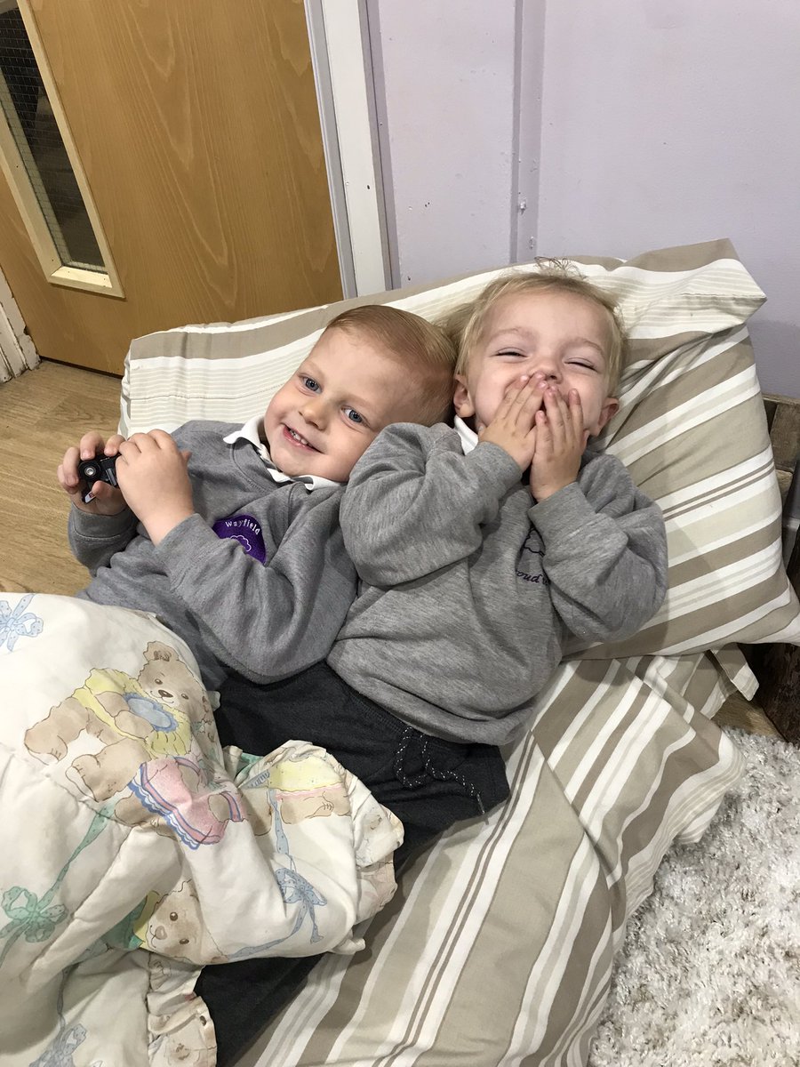 Mrs Fletcher Wayfield Primary School 2 Year Olds tweet media