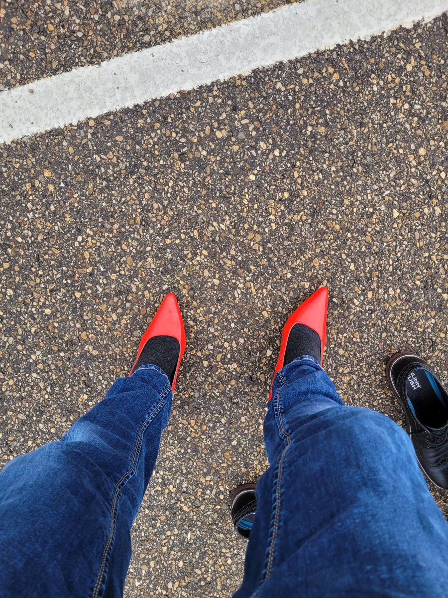 CCRandExteriors's tweet photo. We are at Bower Mall today ready to Walk A Mile In Her Shoes! Come support an amazing and vital organization! All proceeds go the The Outreach Centre!! #walkamileinhershoes https://t.co/tQBoQwwJXF