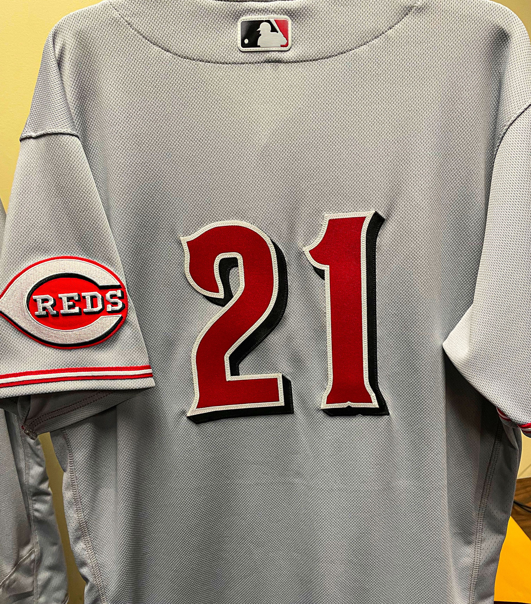 Cincinnati Reds on Twitter: Joey Votto's No. 21 jersey for