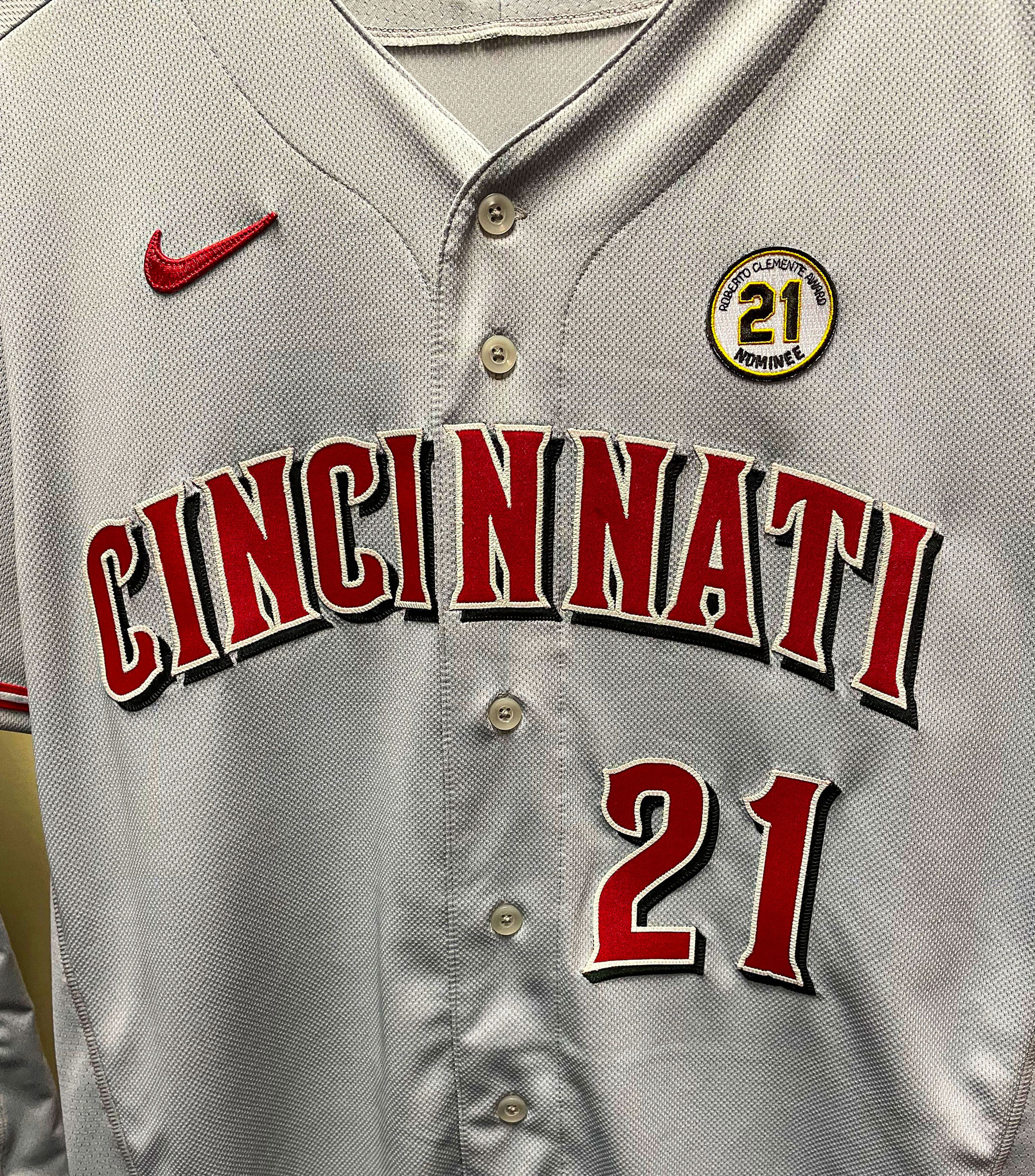 Cincinnati Reds on Twitter: Joey Votto's No. 21 jersey for Wednesday  night. #ClementeDay ╳ #RedsThreads  / X
