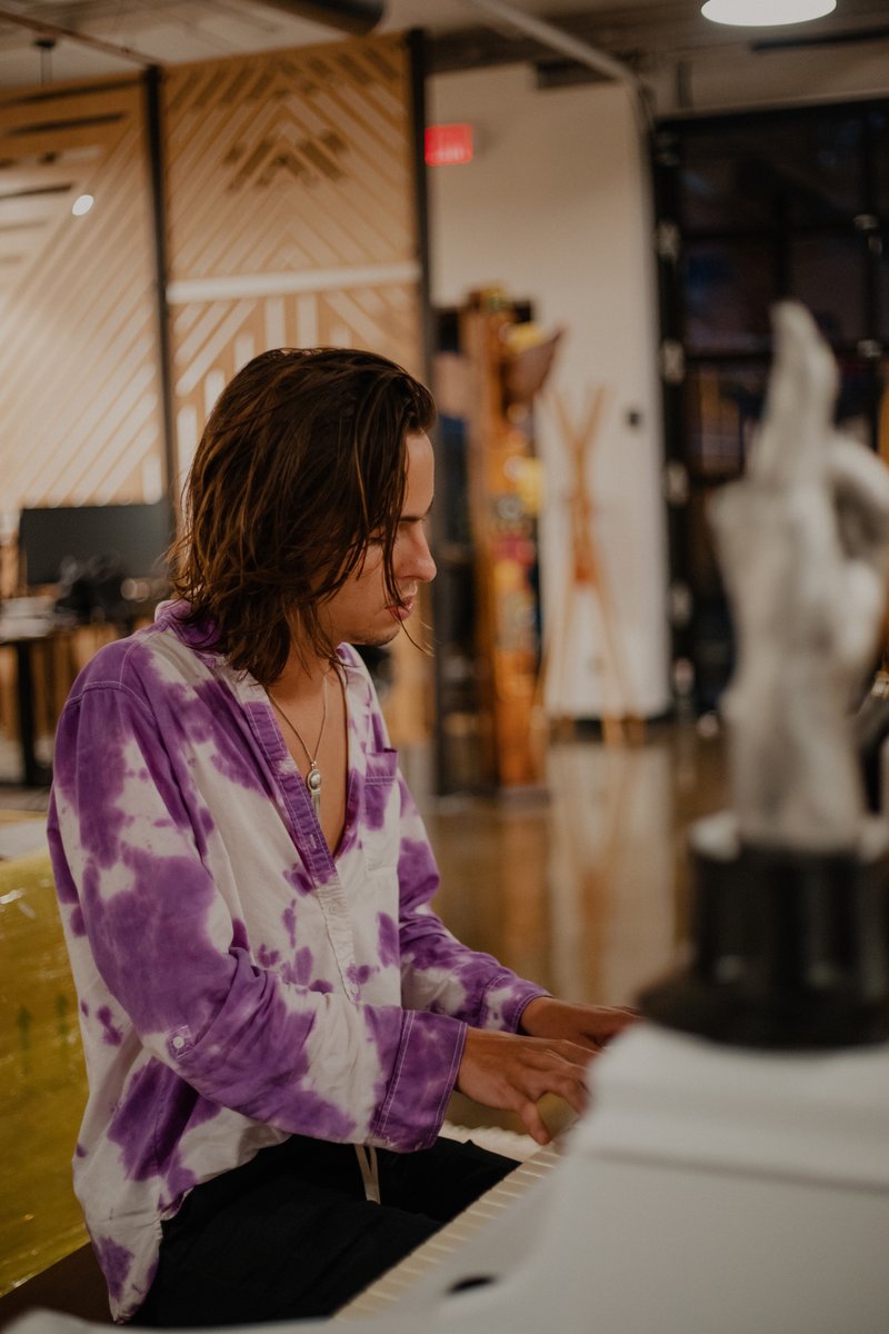 Greta Van Fleet tweet media