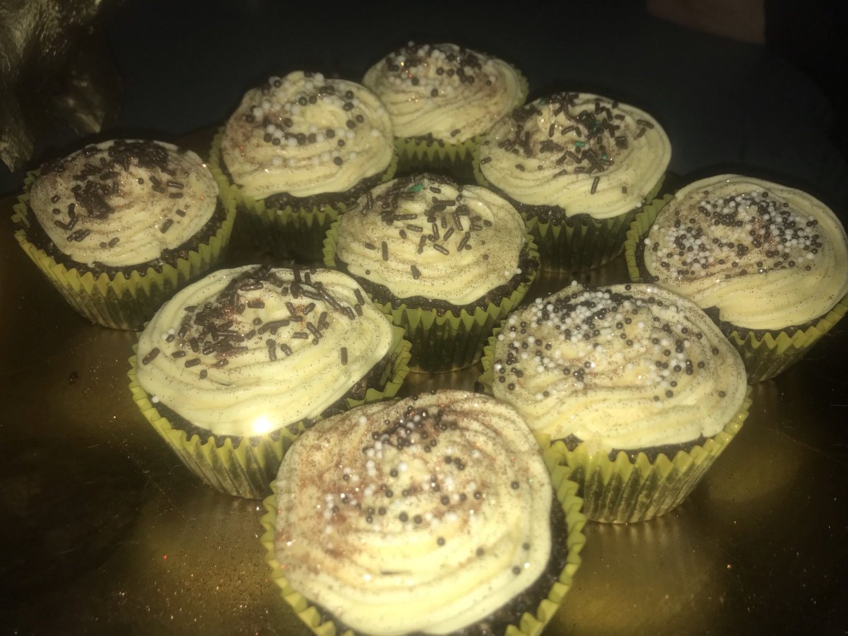BotesCyber's tweet photo. @KFMza @SamsungMobileSA I would so love to create more pastry stuff and plan @SamsungMobileSA #KfmFliporUnfold https://t.co/NFczXNzNME