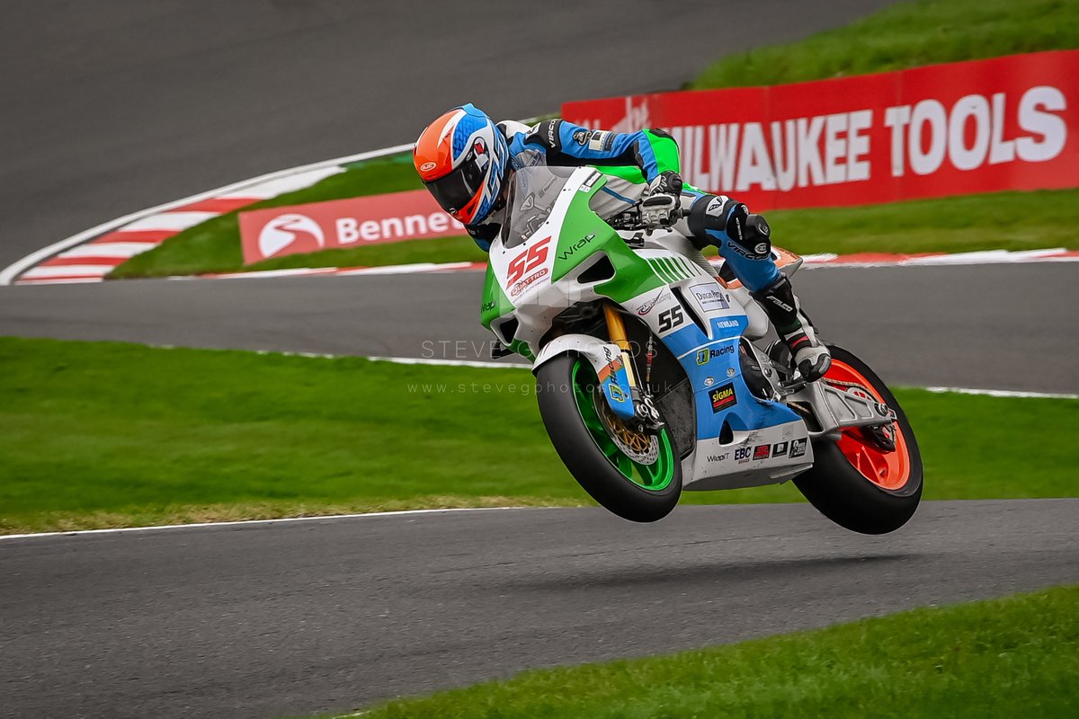 Showing some style over the mountain <a href="/CadwellPark/">Cadwell Park</a> <a href="/JJracing55/">Jack Scott #️⃣5️⃣5️⃣</a> GP 2 Harris 600