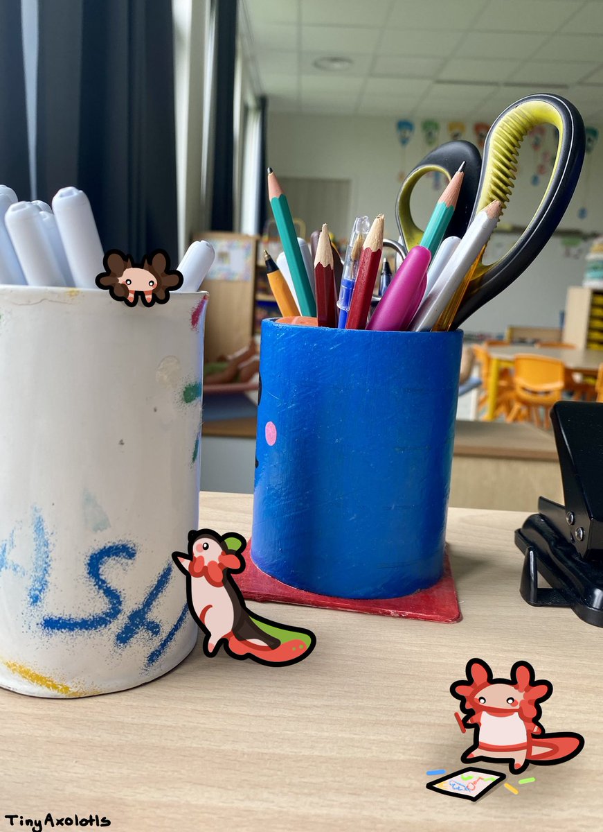 TinyAxolotls's tweet photo. Back to school https://t.co/BGXmho64e3