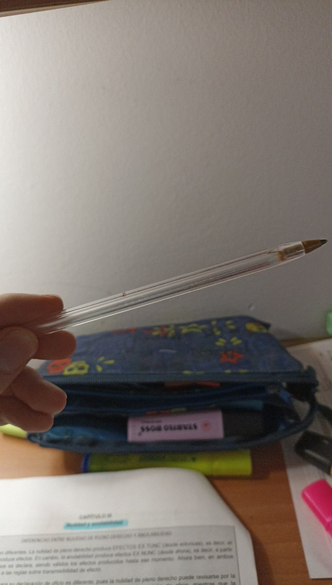 Casi 21 años, primera vez en mi vida que gasto un boli antes de perderlo