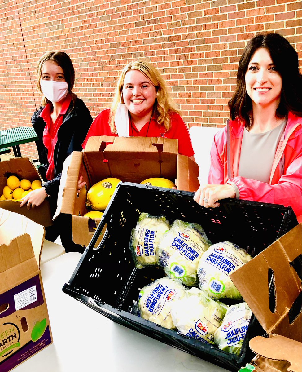 Eating healthy <a href="/UCBlueAsh/">UC Blue Ash College</a> thanks to <a href="/lastmilefood/">Last Mile Food Rescue</a>
