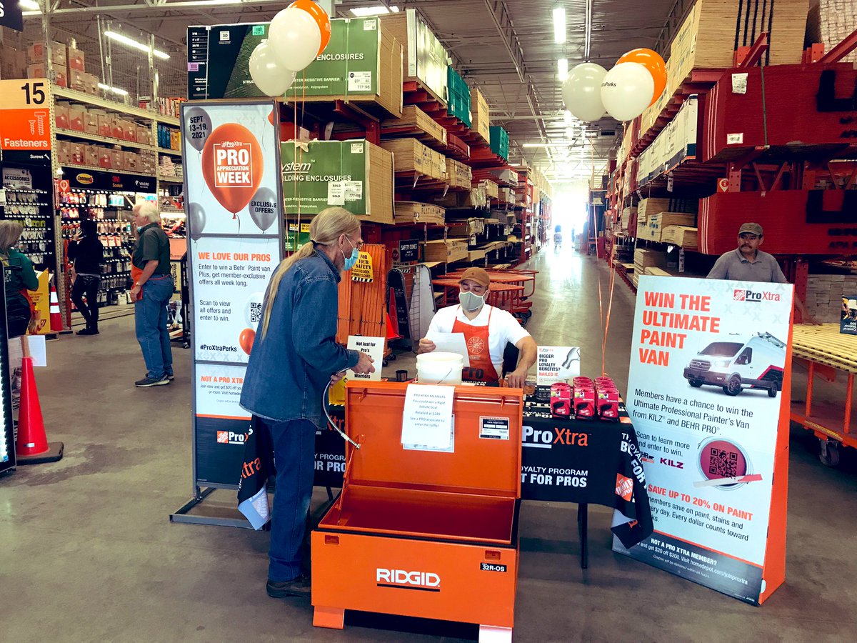 PA Matthew is absolutely killing it with the PRO APPRECIATION event!!! 15 sign ups and counting 👏 🥳 The PROs at 8412 are feeling the love with giveaways, prizes and a raffle for a brand new jobsite box <a href="/cole91960676/">Cole SM at Clayton Home Depot 8412</a> <a href="/homedepot8412/">Homedepot8412</a> <a href="/AmiRumsey/">AmyRumsey@THD#8412</a> #team8412