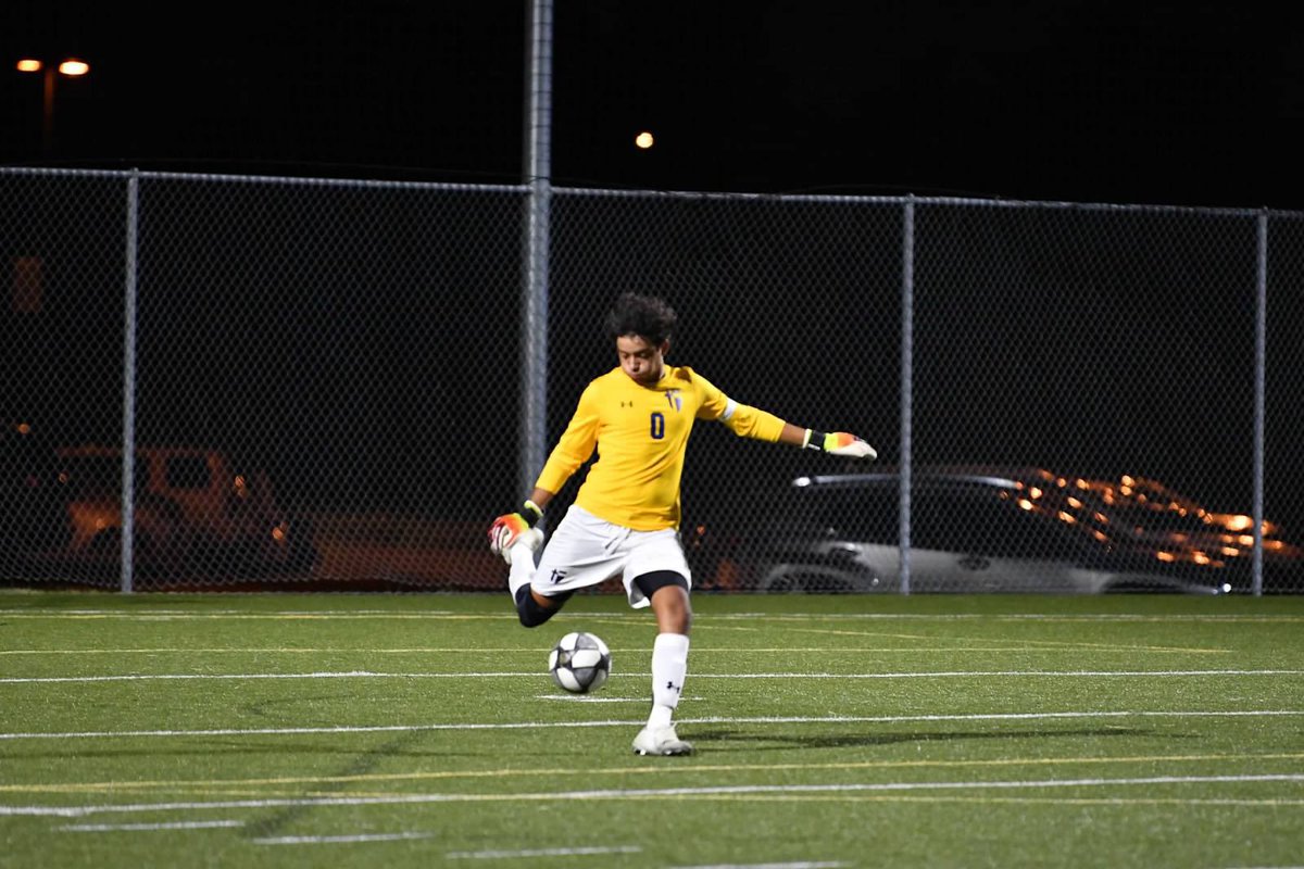 stashield's tweet image. Boys Soccer continued their EKL campaign last night defeating Blue Valley North 5-2. The Saints came back from being 2-1 down in the first half, notching 4 goals in forty minutes. Boys Soccer continues Thursday at home vs. Blue Valley Northwest. Photos courtesy of Michele Gress.