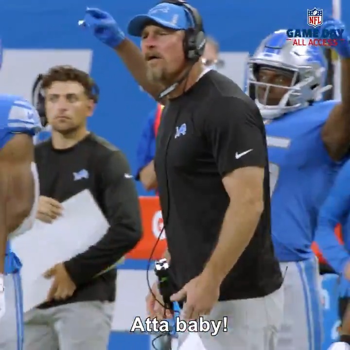 Atta baby, ATTA BABY!

Dan Campbell always bringing the sideline intensity Happy birthday, Coach! 