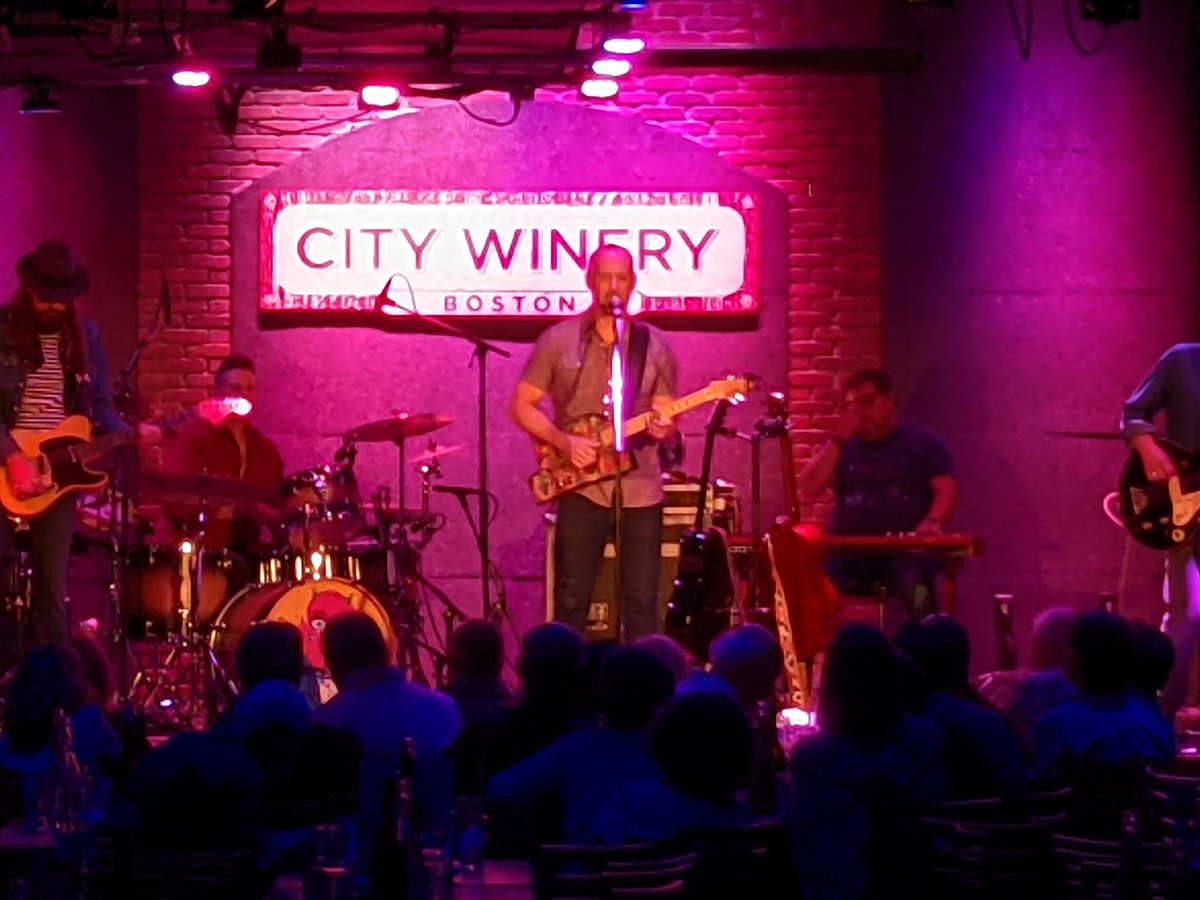 jmcasp's tweet photo. @pimpspreachers Amazing live show in Boston last night. Brought a friend and they're now a Paul Thorn convert. Amen! Give yourself a live music infusion and join them on tour. @LevoyTheatre next up 9/16/21. https://t.co/iDngsPdsX3