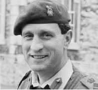 airpower1982's tweet photo. #OTD two #Falklands Conflict commanders were born. In 1945, Peter Squire, #Harrier GR3 pilot and OC 1 (Fighter) Sqn was born. Later promoted to Air Chief Marshal, Squire became the head of the RAF. Brigadier Julian Thompson, CO #3commandobrigade in 1982, was born OTD in 1934. https://t.co/UnzZDuiUyn