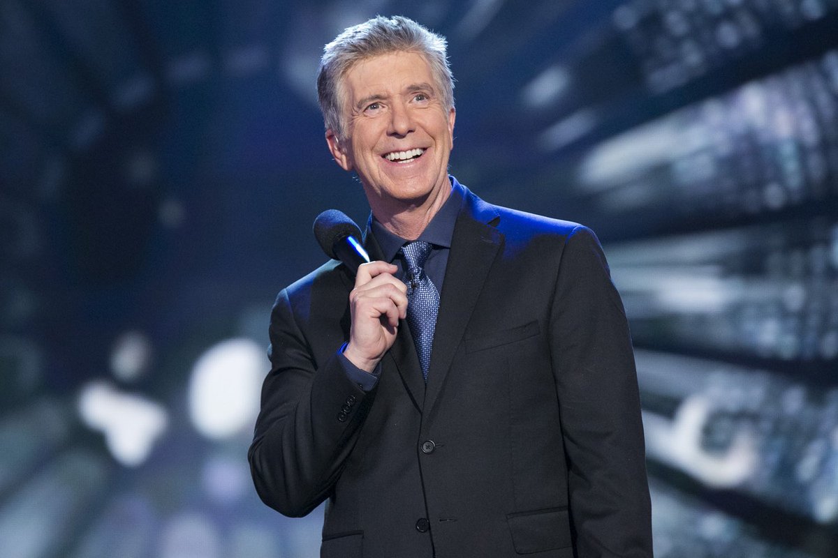Tom Bergeron reveals he was fired from “Dancing With the Stars”: “I had to leave. It’s really awkward if one sticks around after being fired.” Let’s be clear, this seems to be a firing without cause. Was it ageism? @ABCNetwork owes viewers an explanation. https://t.co/QpjklFyBvR