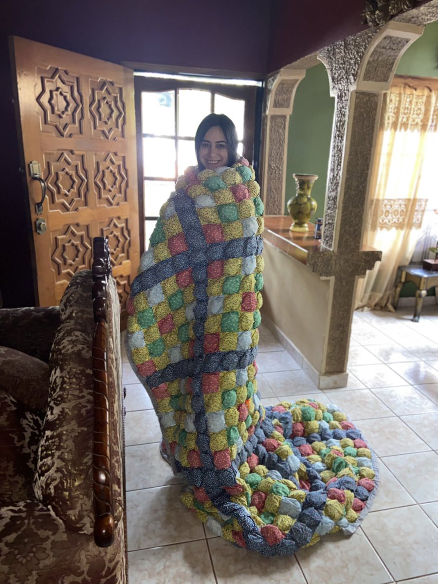 elena15casta's tweet photo. Yo la compre hace meses megapaca a 300 y este man fijo pago 3789438000 https://t.co/Tr4dnFyQK9