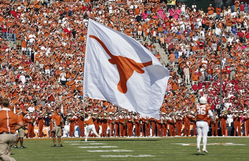 _leviticussua_'s tweet photo. JUST HAD AN EXCITING PHONE CALL WITH @CoachSark AND @CoachChoateUT. I’M SO BLESSED TO SAY THAT I HAVE AN OFFER FROM THEE UNIVERSITY OF TEXAS!! TO GOD BE THE GLORY 🤍🧡#HOOKEM 
@TexasFootball 
@MDFootball 
@GregBiggins 
@BrandonHuffman 
@adamgorney https://t.co/PsVM2RZB52
