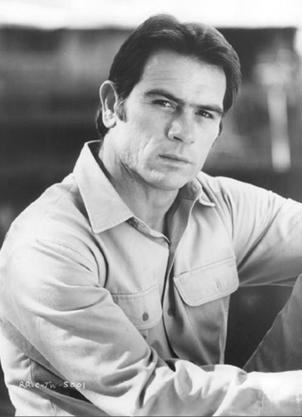Feliz cumpleaños a Tommy Lee Jones Happy birthday 