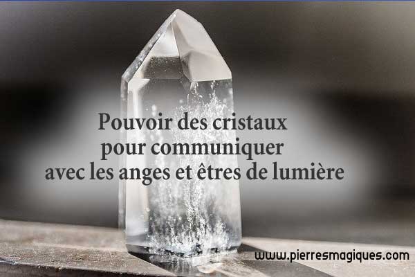 Pouvoirs des cristaux pour communiquer avec les anges et êtres de lumière 
Les cristaux attirent l’énergie des anges
Depuis la nuit des temps les pierres précieuses et les cristaux sont utilisés comme ou... is.gd/HqsqIy