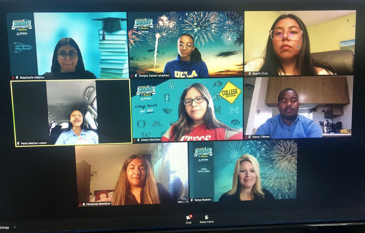 Listening to the lived experiences of some SDUSD graduates from Crawford, Hoover and Lincoln on their financial path to college <a href="/SanDiegoCOE/">San Diego County Office of Education</a> Kickoff to College and Career Readiness. 💙 <a href="/sdschools/">San Diego Unified</a>