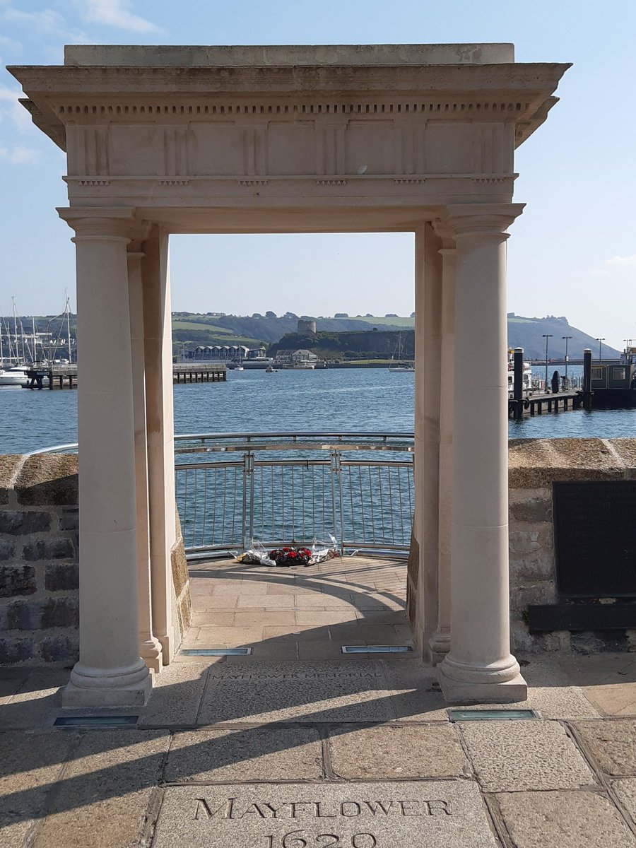 solschgeography's tweet photo. UVI Geographers had great day in Plymouth. Sun, fun, technology and culture! #community #learninginthesun @solsch1560 #fieldwork @FSCSlaptonLey #opportunity #solschgeography https://t.co/iHGIaZQPsK