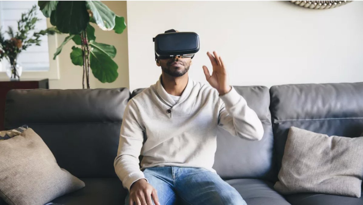 MiketeeveeVR's tweet photo. MIKE LEARNS // Having issues with #VR cybersickness? Good news! Here are some practical ways you can enjoy your favorite #virtualreality games without the headache! Read all about it here: https://t.co/wOHbX9cdD6 https://t.co/DXZJxVW7Jb