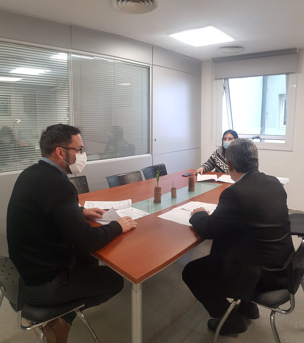 RobertDelgado21's tweet photo. Reunion de trabajo con la Dip @NATALIAELANGEL
Proyecto creación Colegio de Gestores y Mandatarios de Mnes
#CaMMnes
#PrimeroMisiones
#Seguimoshaciendojuntos https://t.co/FigPRdHpLp