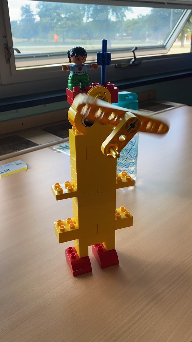 An amazing student in Ms. Villareal’s class just told me this amazing space fact:  spiders can LIVE in space!!! #space #rps205 #riverdahl