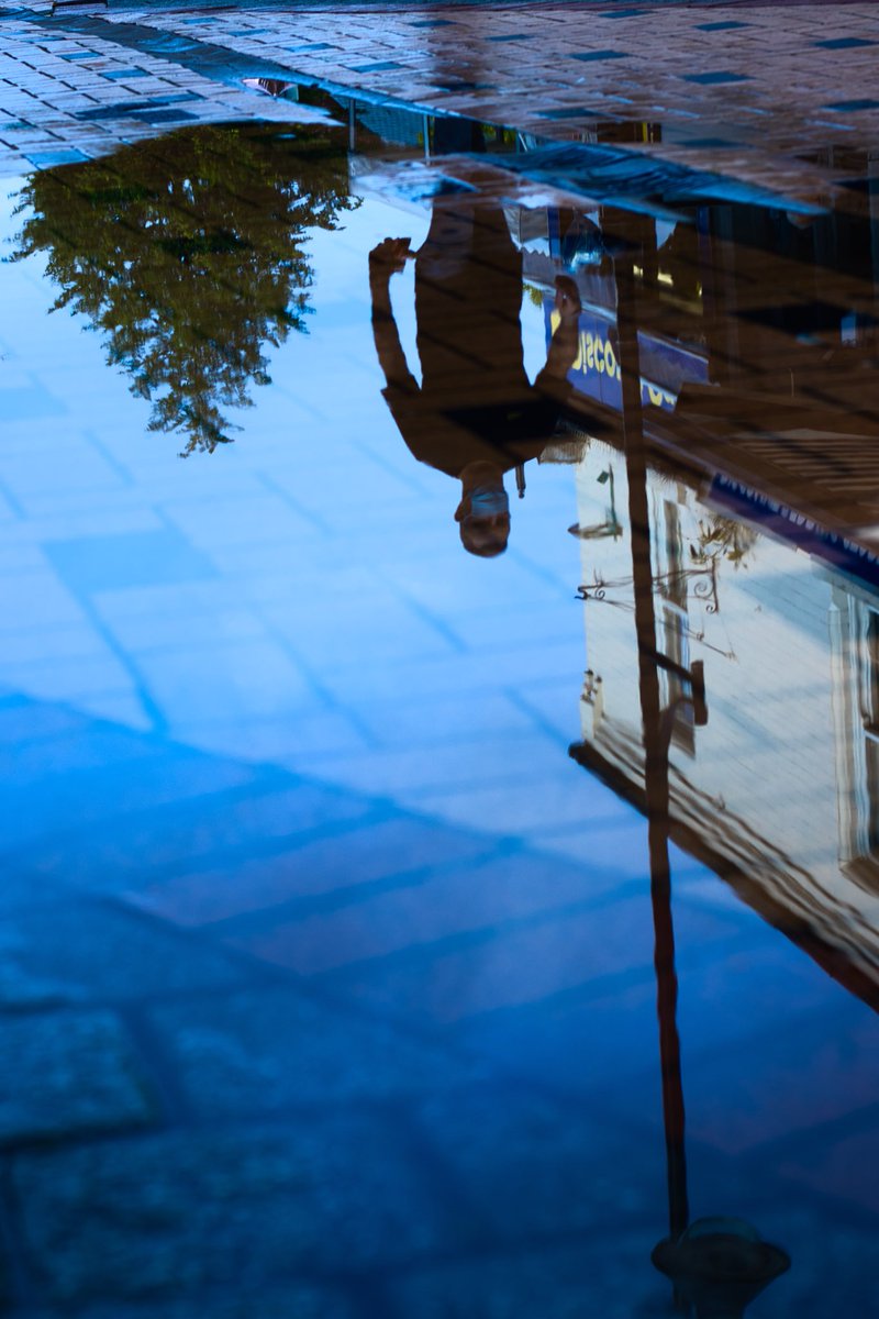 AlexCam33324102's tweet photo. Reflection https://t.co/CECypR5sgT