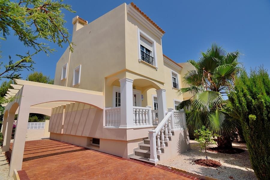 expertvillas's tweet photo. Brand new semi-detached house for long term rental in Calpe. https://t.co/gf8B9KgyYg

#longlet #home #longtermrental #relocating #livingabroad #calpe #calp #alicante #costablanca #spain #moraira #rentalproperty #realestatewebsite #lovespain #startmoving #lifestyle #lifegoals https://t.co/VdHeVkS2FA