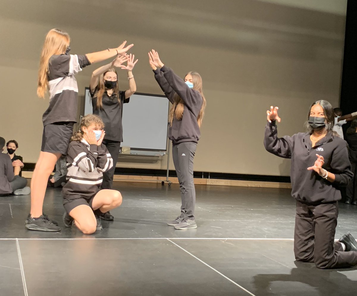 Grade 10 Drama is practicing tableau! It makes my heart so happy to see students back on our <a href="/STAOakville/">STA Oakville</a> stage! #STArtLivesHere