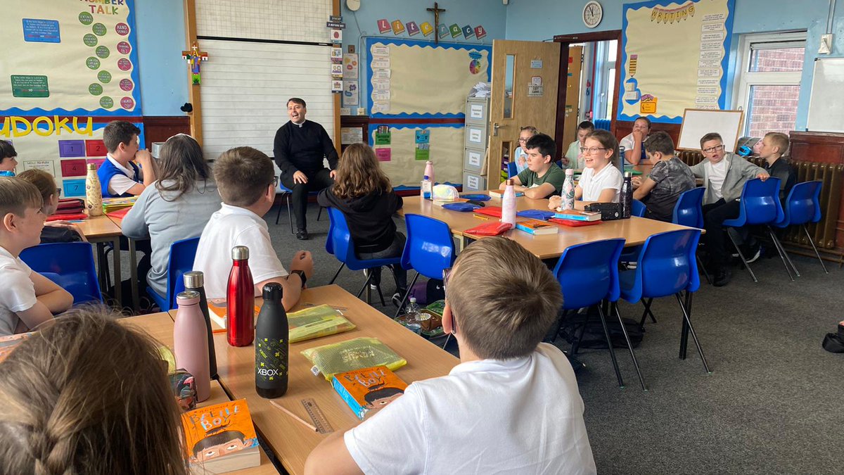 StMonicasNLC's tweet image. Thank you to Deacon David who visited Primary 7 today to discuss his story and journey to Diaconate. #vocationawarenessweek @motherwellre
