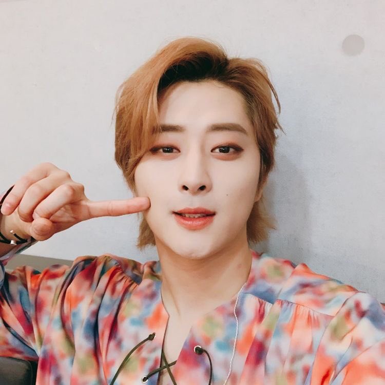 #JSEPH #제이셉 #KARD <a href="/KARD_Official/">KARD (카드)</a>
