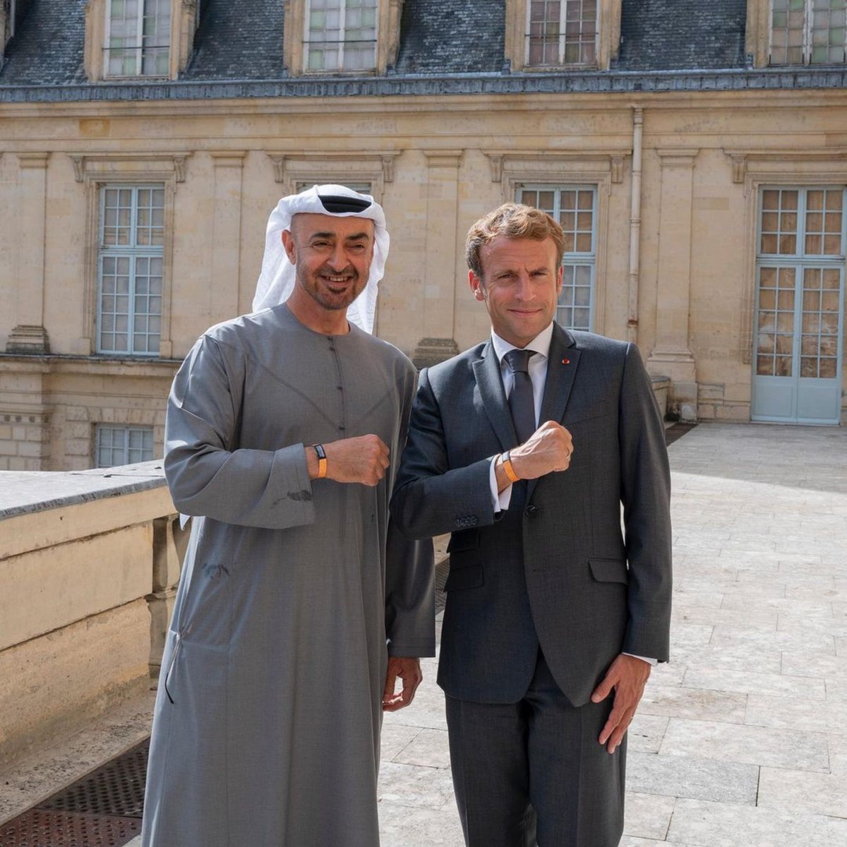 HH Sheikh Mohammed bin Zayed Al Nahyan pictured with French President Emmanuel Macron wearing Expo 2020's 'Opportunity' wristband. At Expo 2020 Dubai we believe in the power of unlocking everyone's potential, and that small ripples can create big waves.