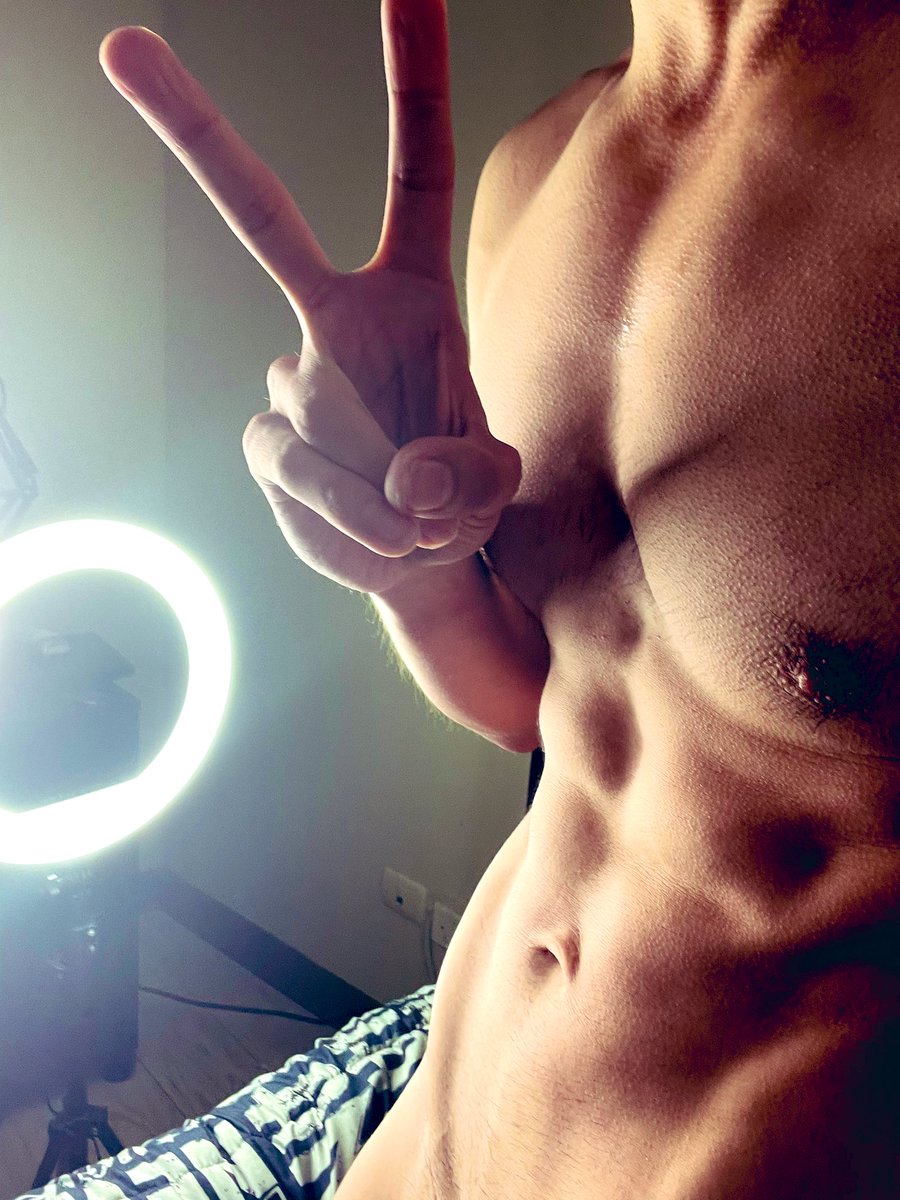 I’m gonna post some history times on my onlyfans (http://onlyfans.com/beran...