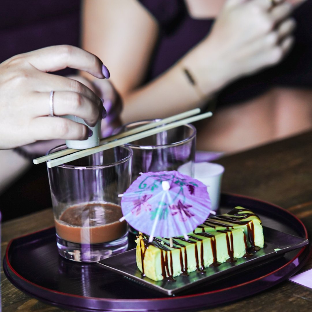 ikkisakebar's tweet photo. Are you in the mood for something sweet and fun? Try our premium CHOCO sake bomb 🍶🍫 It comes with a side of green tea cheesecake 🤤

#yegsake #yegdrinks #yegnight #yegdate #yeg #edmonton #edmontonlife #yegdessert #edmontonlocal #yegbiz https://t.co/Oj5ZX2lID5